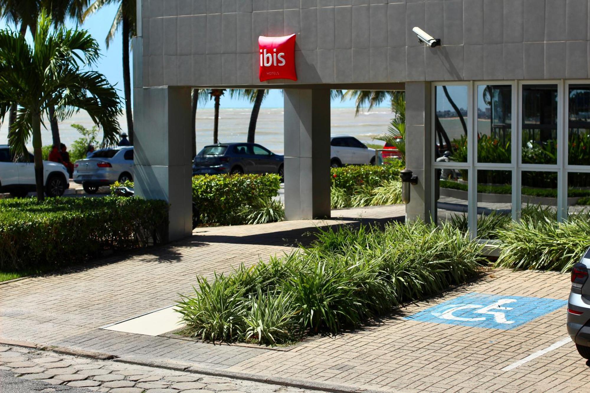 Ibis Joao Pessoa Praia Exterior photo